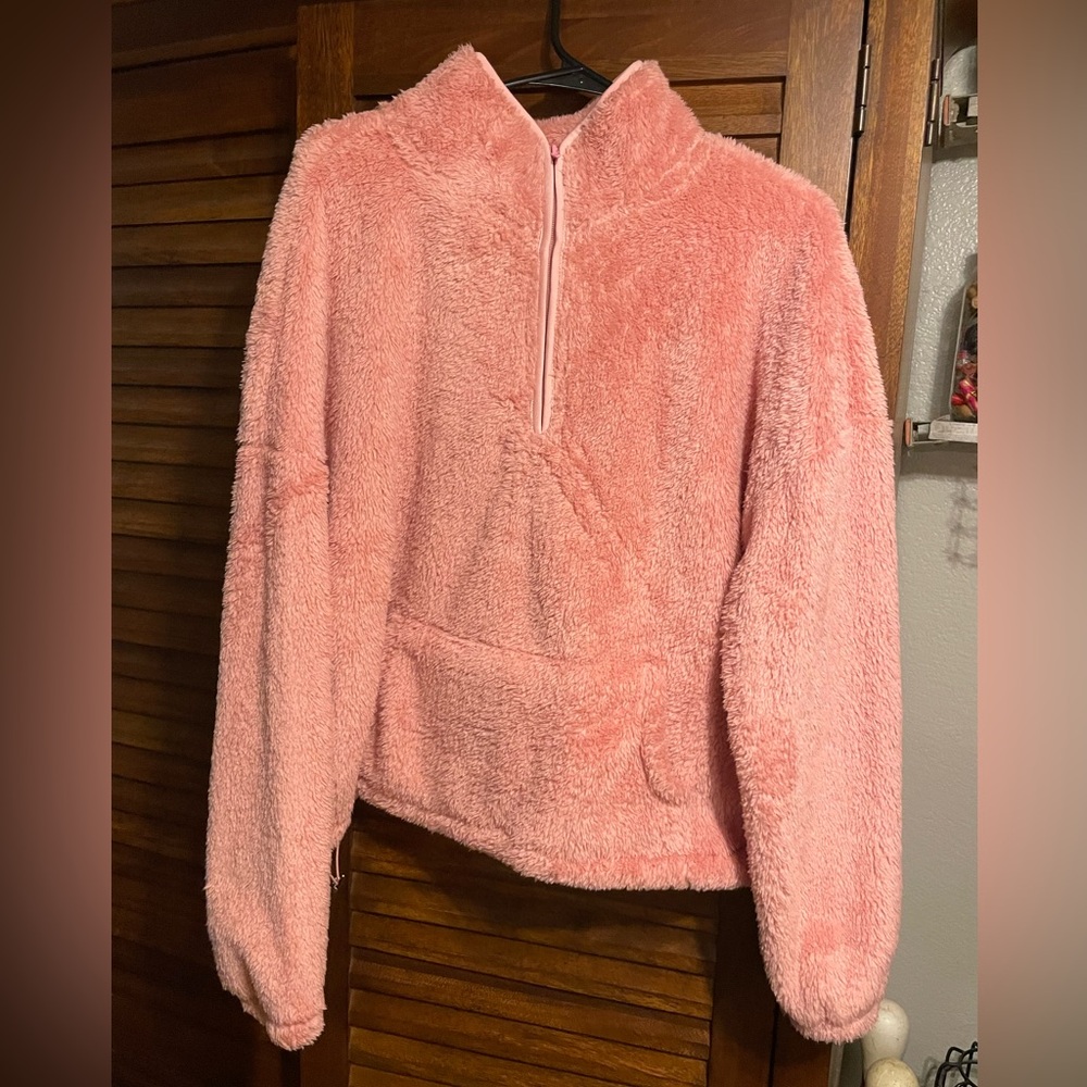 Fluffy half zip